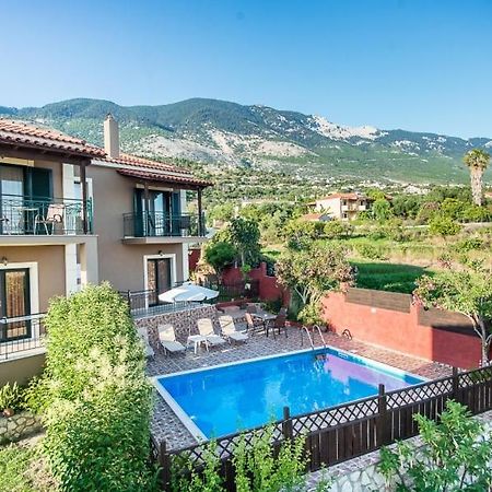 Villa Nefeli Τραπεζάκι Εξωτερικό φωτογραφία