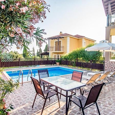 Villa Nefeli Τραπεζάκι Εξωτερικό φωτογραφία