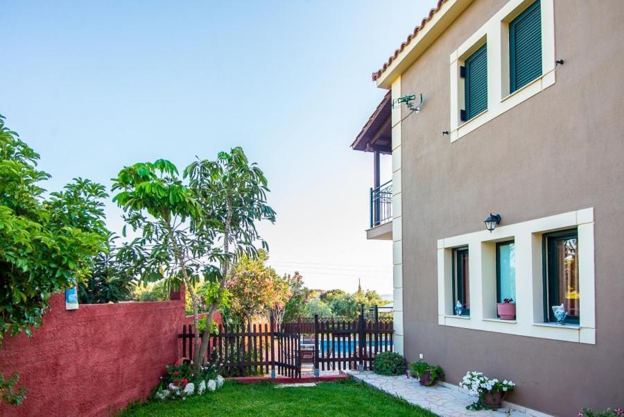 Villa Nefeli Τραπεζάκι Εξωτερικό φωτογραφία