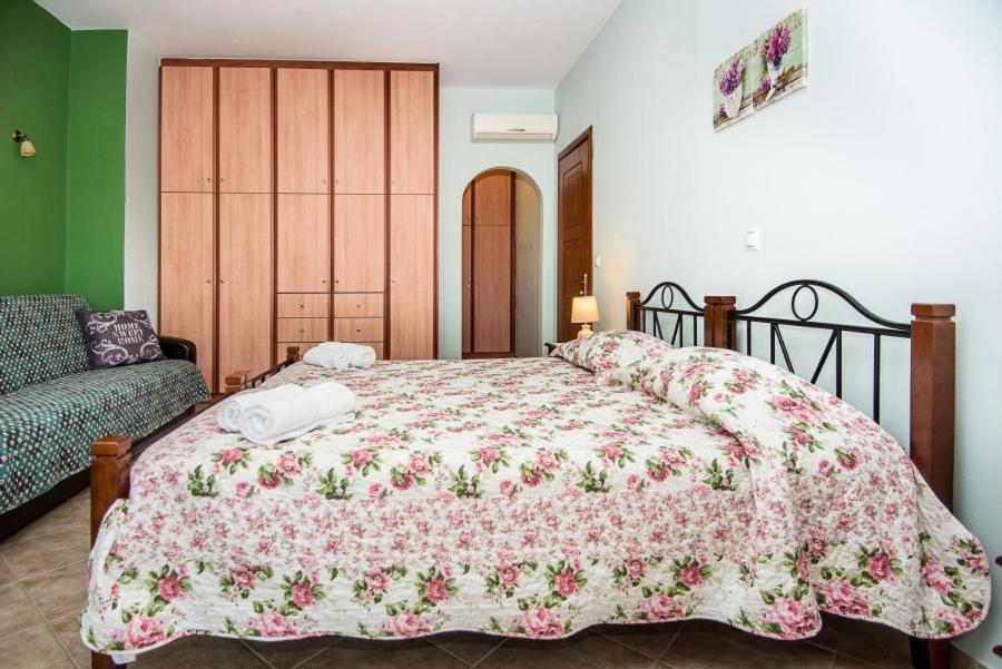Villa Nefeli Τραπεζάκι Εξωτερικό φωτογραφία